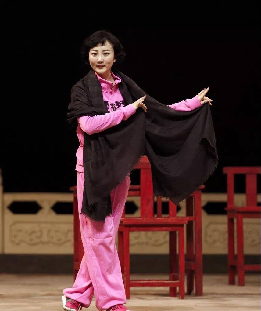 京剧各类赛事的评选对地域也有要求,李晓兰,李宏图皆是这个原因_艺术