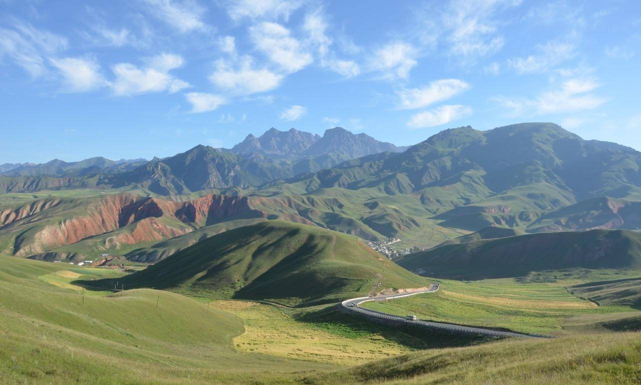 是一个"红润的皇后",景色赛过瑞士_卓尔山_祁连县_牛心山