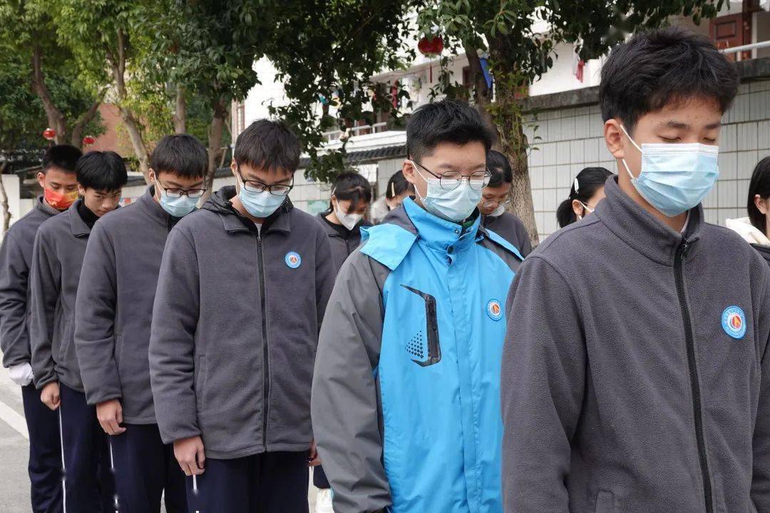 铭记历史 强国有我—记桂林市第十八中学东环校区国家公祭日主题活动