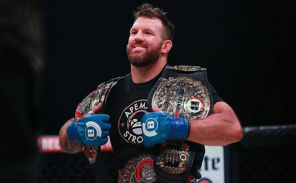 格斗沙皇菲多即将进行退役战 与前ufc轻重量级冠军争夺金腰带_瑞安