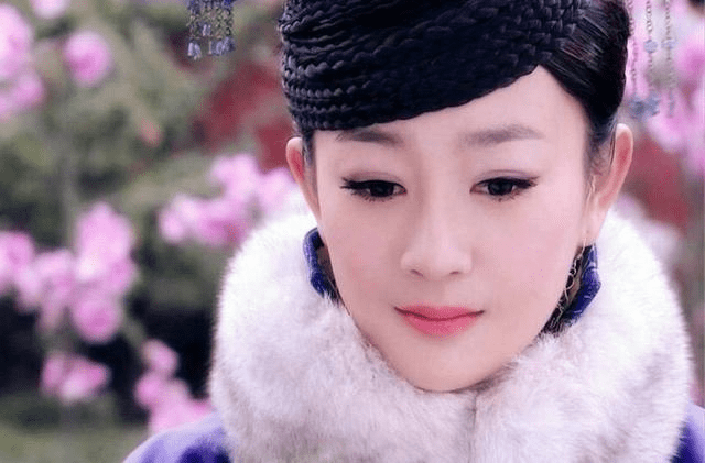 张檬与金恩圣公布恋情,于正发文嘲讽:恋爱脑真的这么不堪吗?