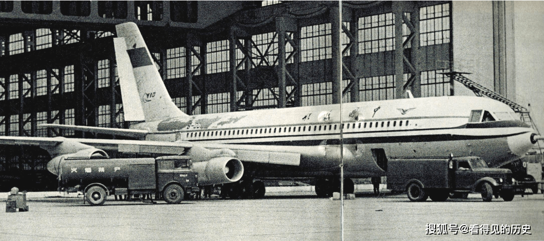 老照片 八十年代的上海航空业 大名鼎鼎的运十客机_飞机_钟兴_任务