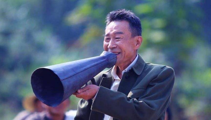 罗刚,在当时有很多观众都非常的喜欢他,这部剧之所以如此成功,郑乾龙