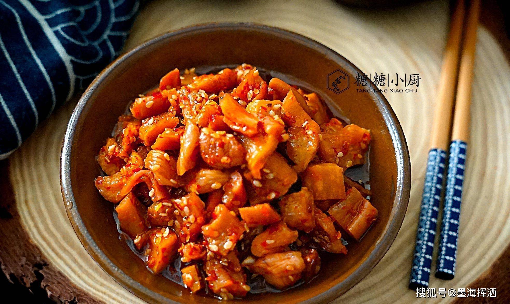 为什么冬天要腌制萝卜干?的我老婆和婆婆都是典型的"泡菜坛子".