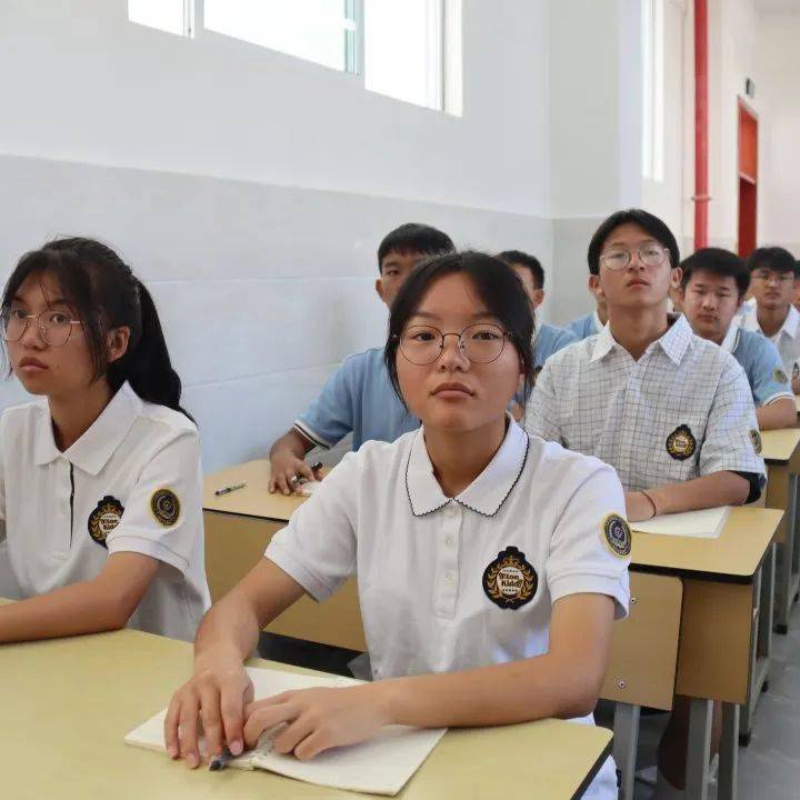 学生代表10/2976往届受资助学生代表发言76——通渭县第二中学