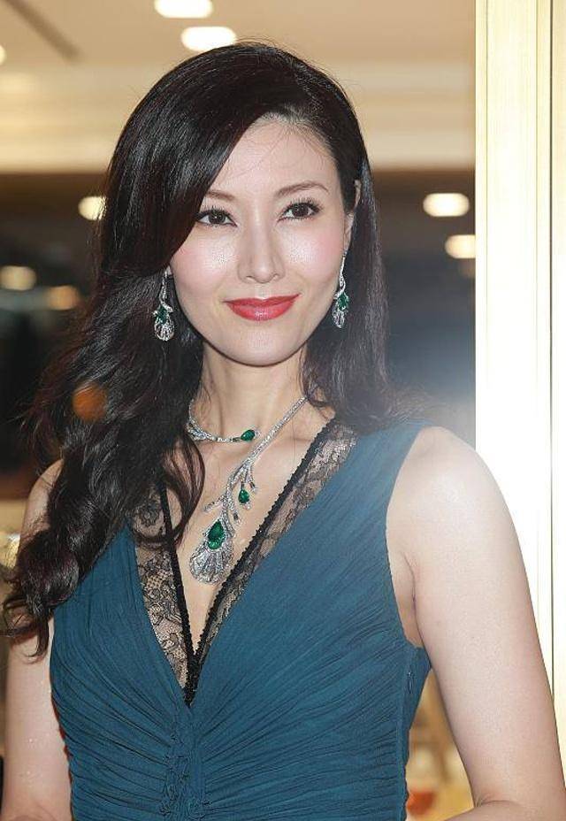 盛世美颜李嘉欣,恃靓行凶几十载_李大_大刘_美人