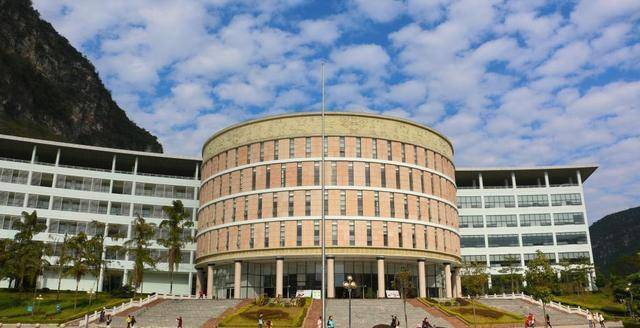 河池学院,广西民族师范学院,广西科技师范学院:不能丢师范特色