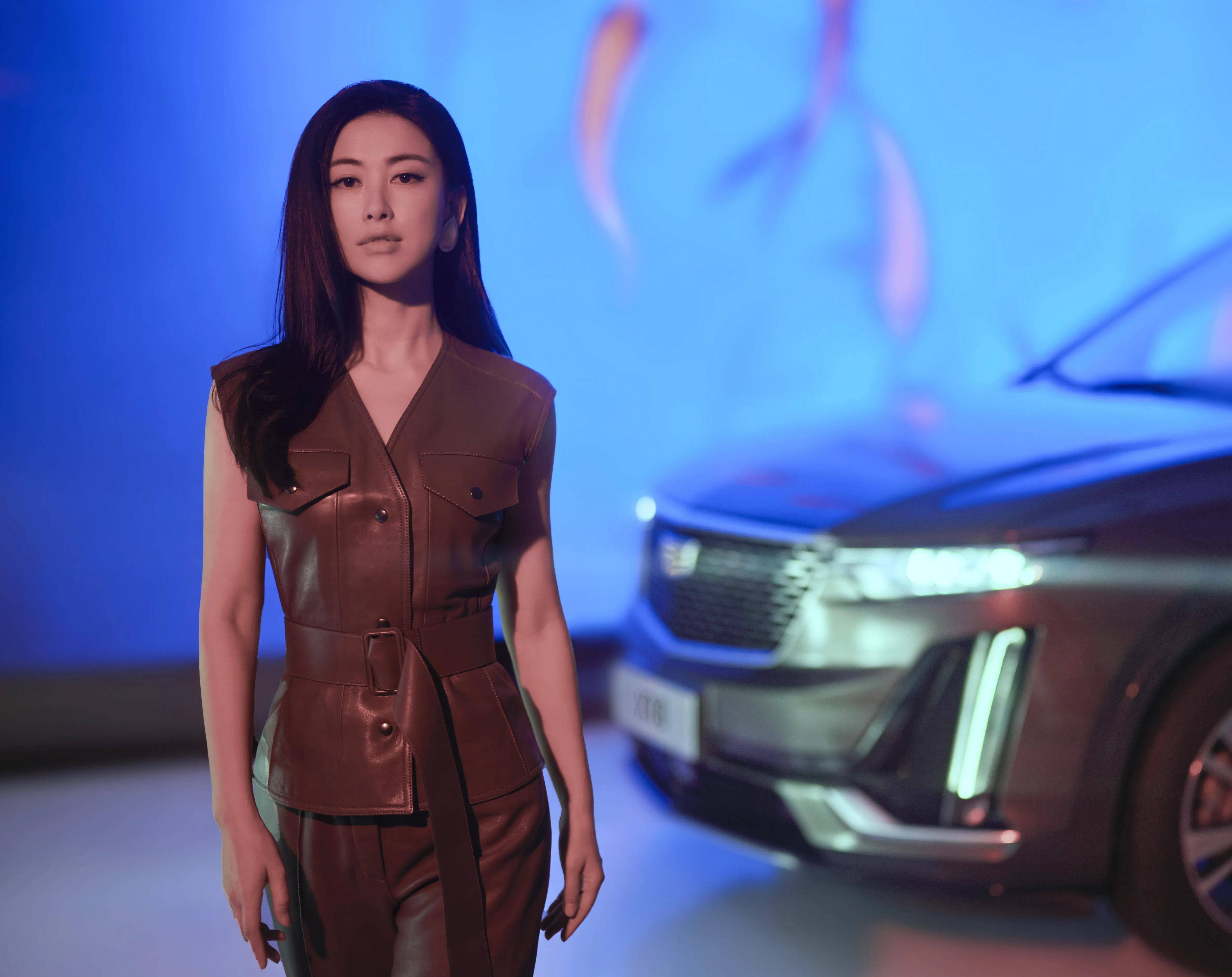 朱珠致命女人的诱惑,古代造型一般的"太后",现代装时尚四方_气质_王鸥