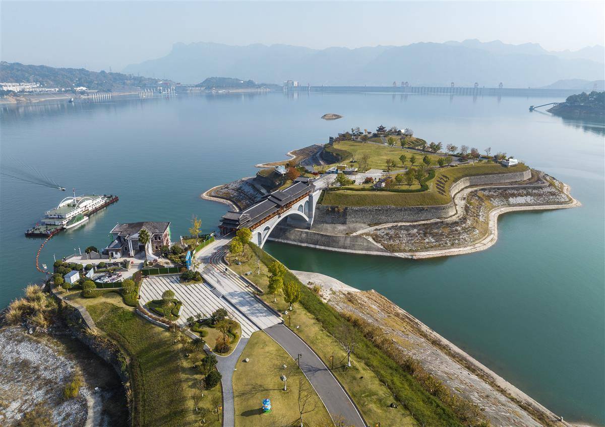 湖北秭歸:長江三峽兩岸層林盡染,冬日生態畫卷超讚_公園_岸線_荒灘