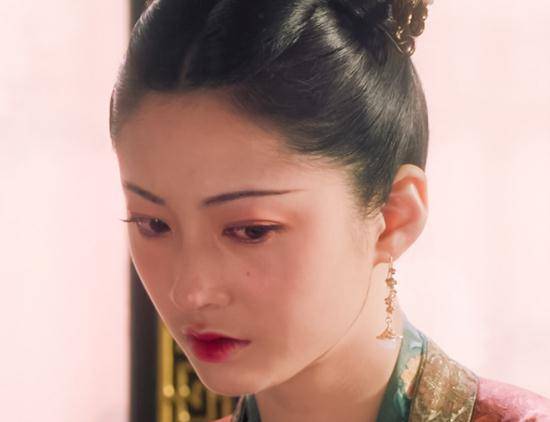 《大宋宫词》被钱冬旎圈粉了,出道五年,用三个配角惊艳了所有人_潘玉