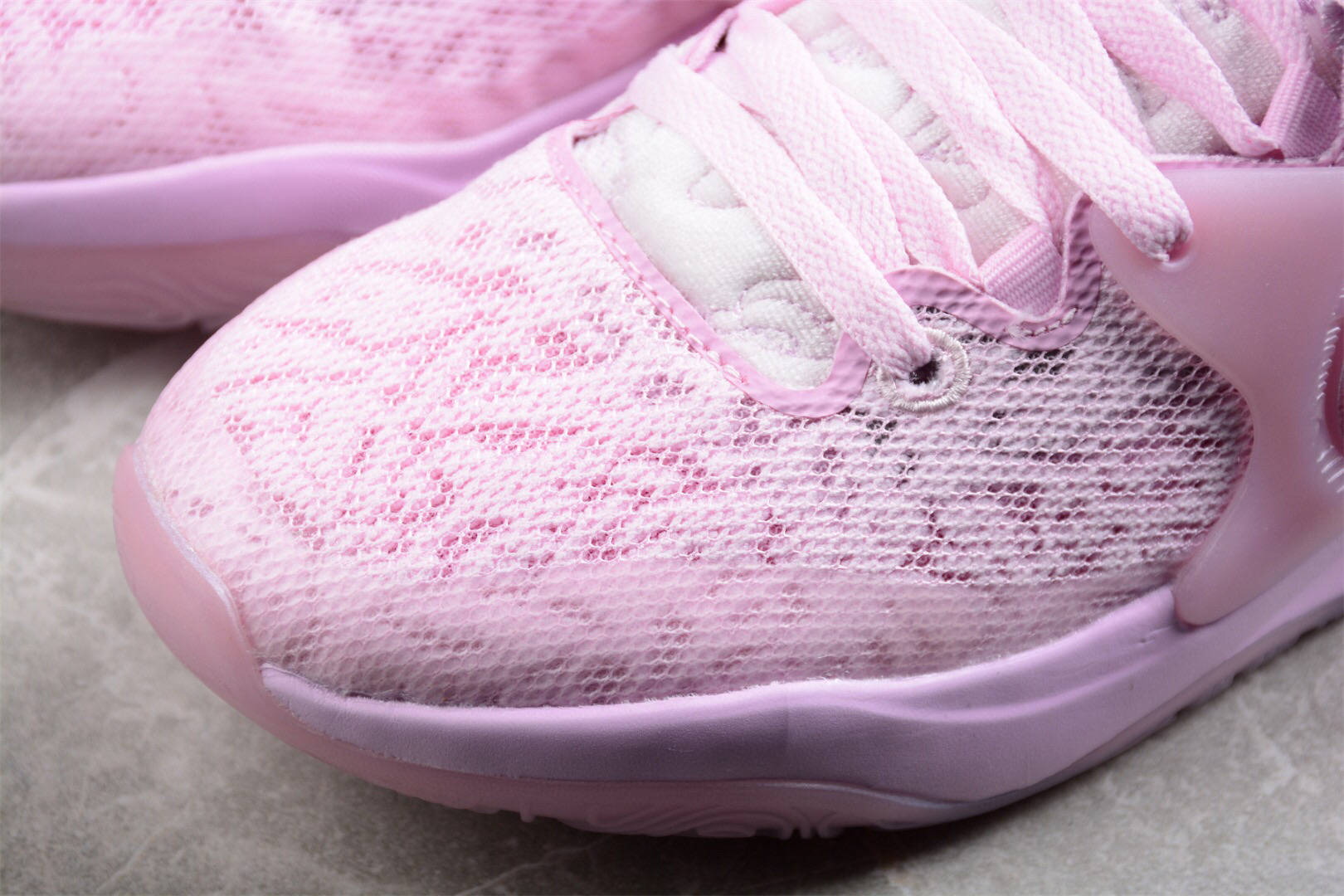 耐克杜兰特 nike zoom kd15 aunt pearl 天使粉抗乳腺癌篮球鞋_部分