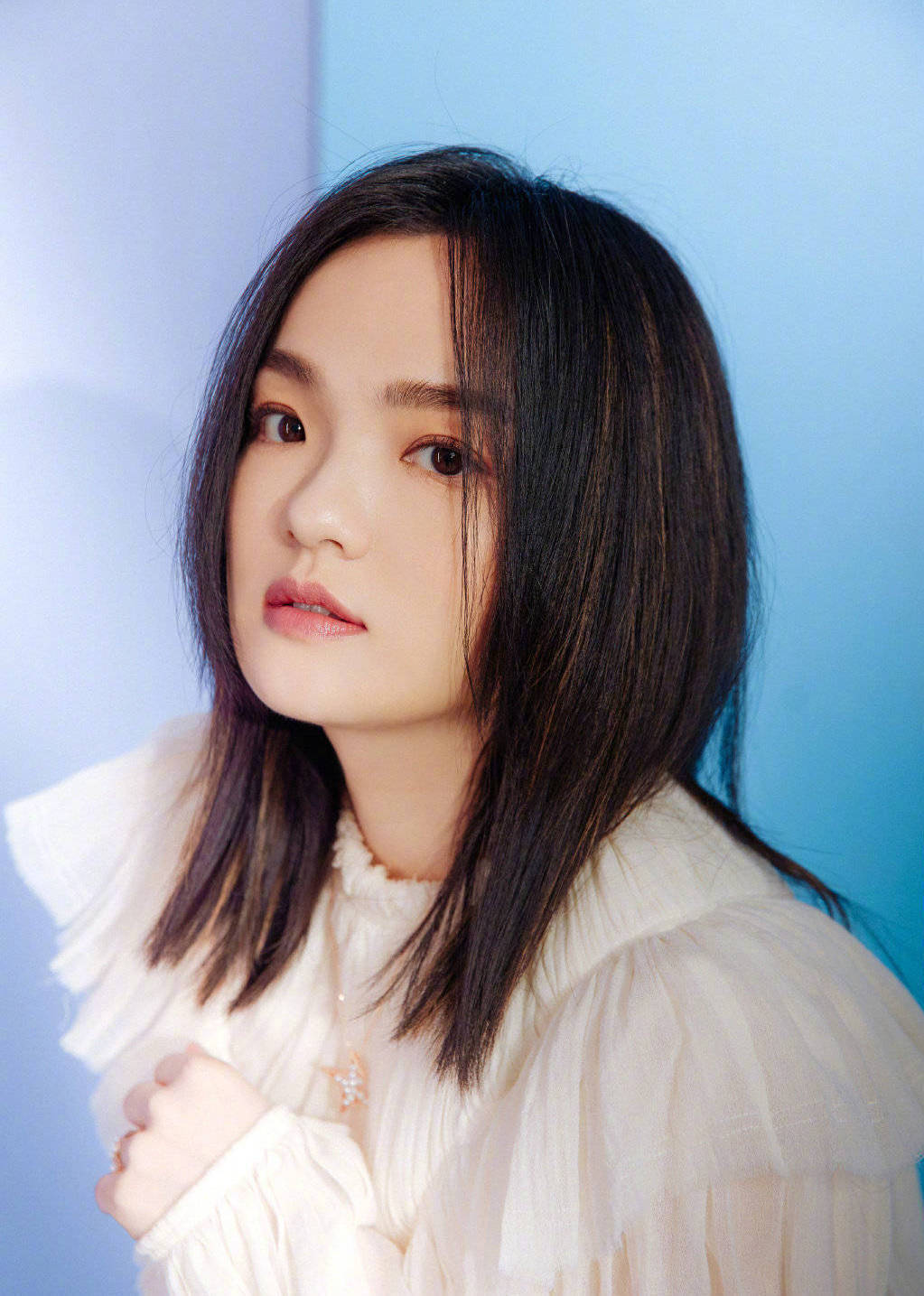 徐佳莹官宣成功诞下二胎女儿 晒宝宝脚丫照_社交_照片_喜讯