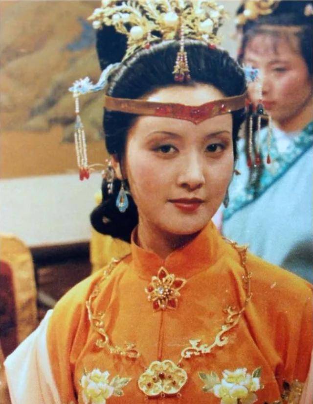 红楼梦》演员今昔对比,有的爱情事业双丰收,有的遁入空门_林黛玉_张莉
