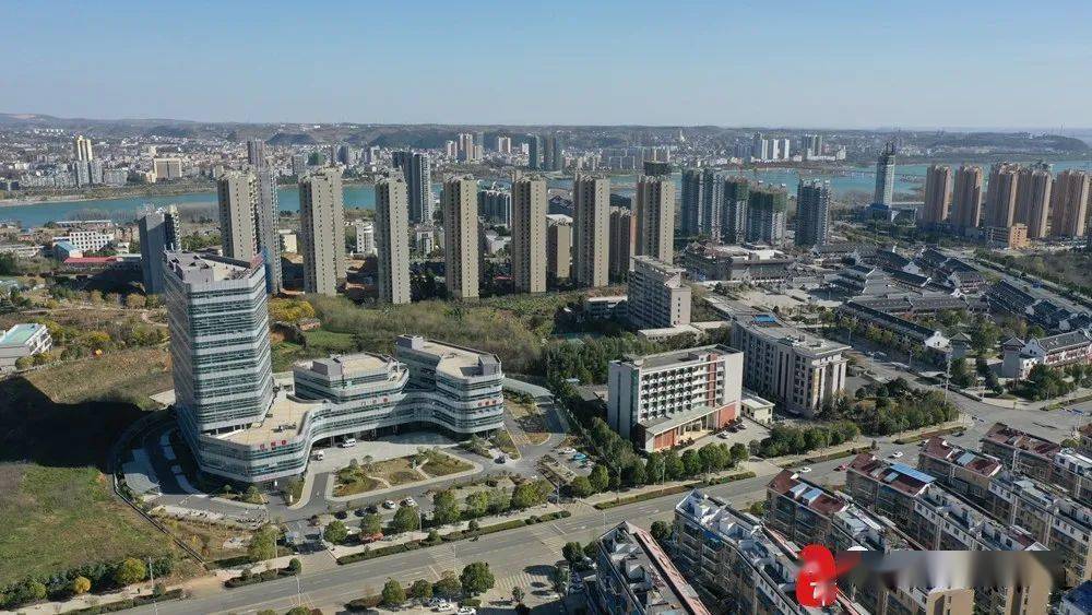 航拍丹江口市妇幼保健医院右岸新院区_医疗_信息化_中心