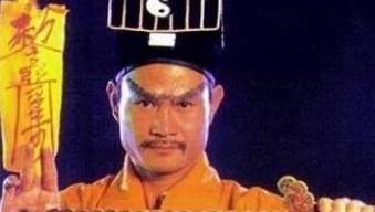 真的和那部《僵尸先生》有关吗?_电影_许立信_王小凤