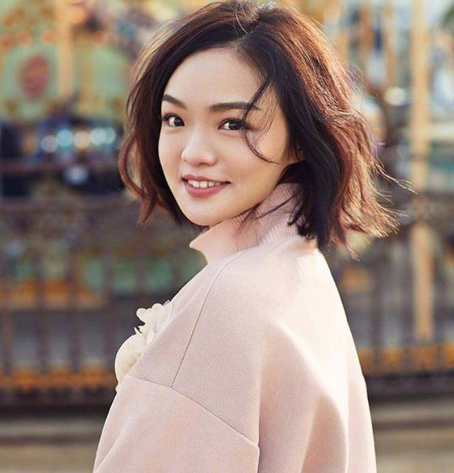 徐佳莹首晒一家三口合照,告别渣男嫁大11岁音乐才子,幸福甜蜜_比尔贾