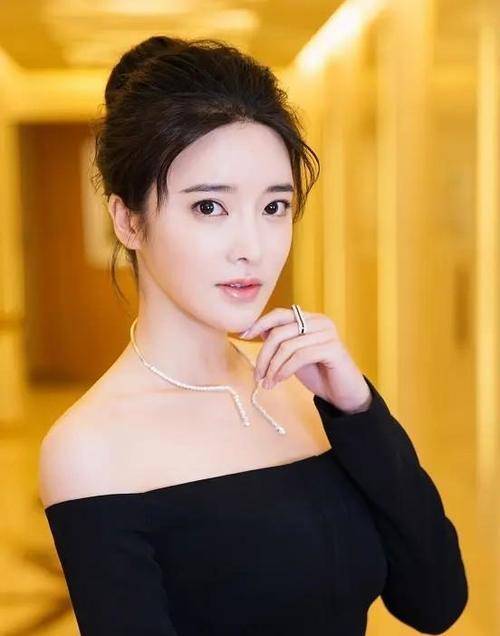 娱乐新闻八卦女明星杨幂_明星八卦篇 杨幂_天涯八卦杨幂李易峰