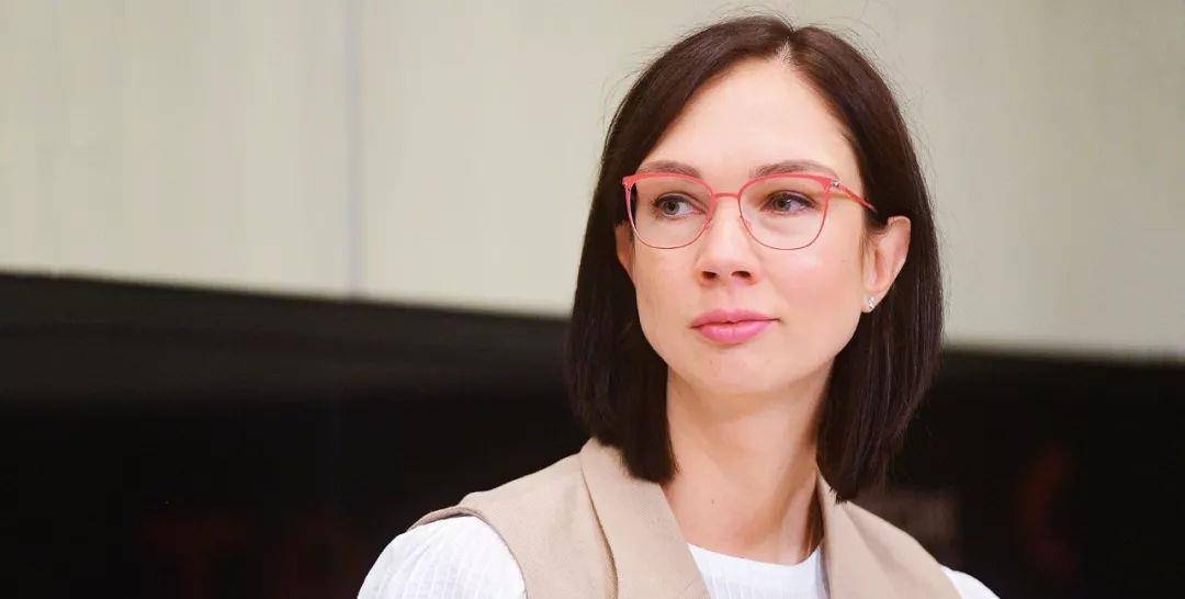 加莫娃:四战奥运两负中国女排,为大15岁老公产子高达57公分_俄罗斯