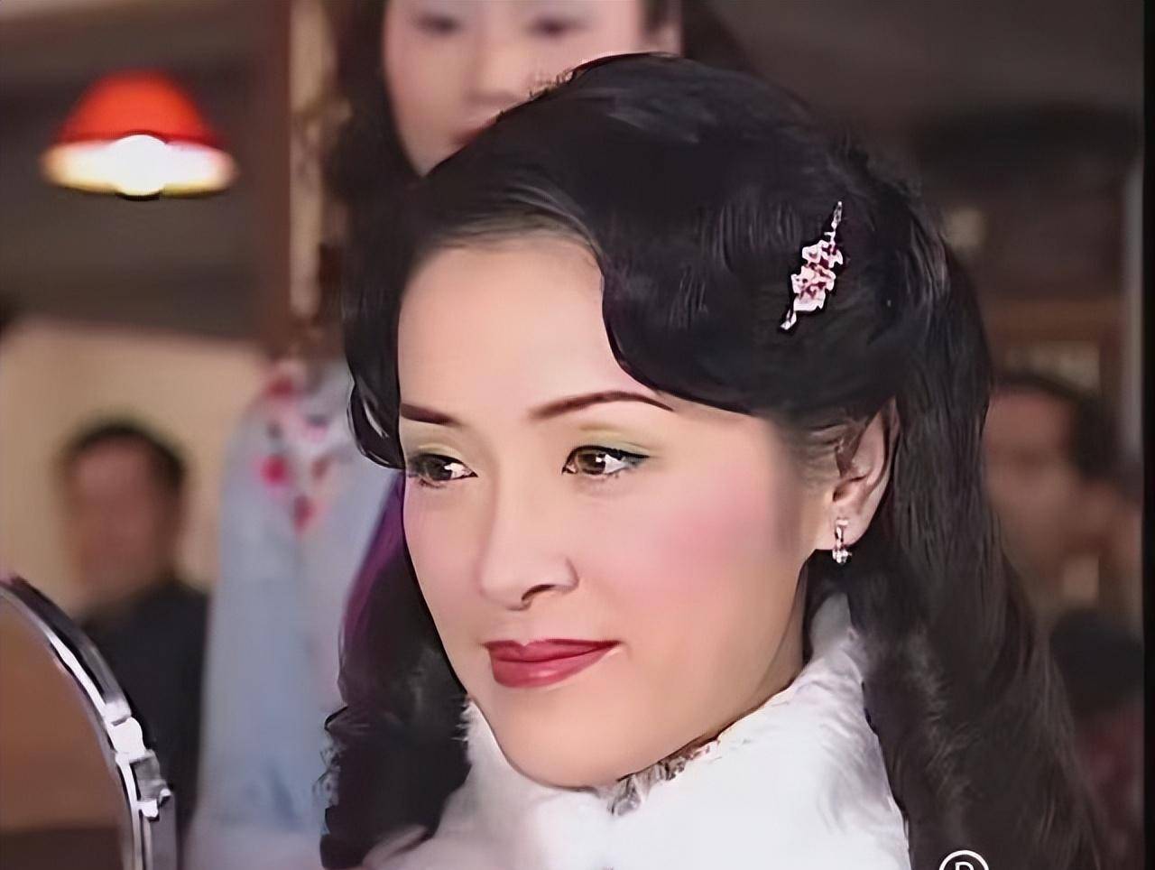 《胭脂水粉》之宋云裳,一个女人的报复有多狠_汪晓晴_祝有业_大嫂