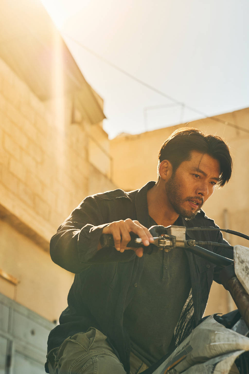 黄政民玄彬主演犯罪电影《交涉》发布新剧照 2023年1月18日在韩国上映