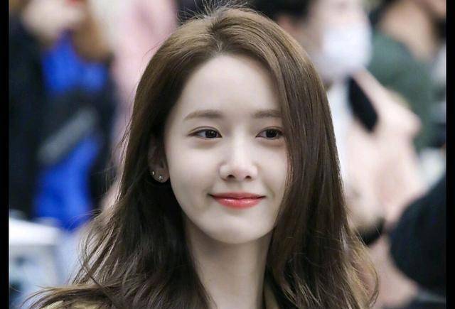 林允儿——初恋脸减龄_鼻子_眼睛_比例