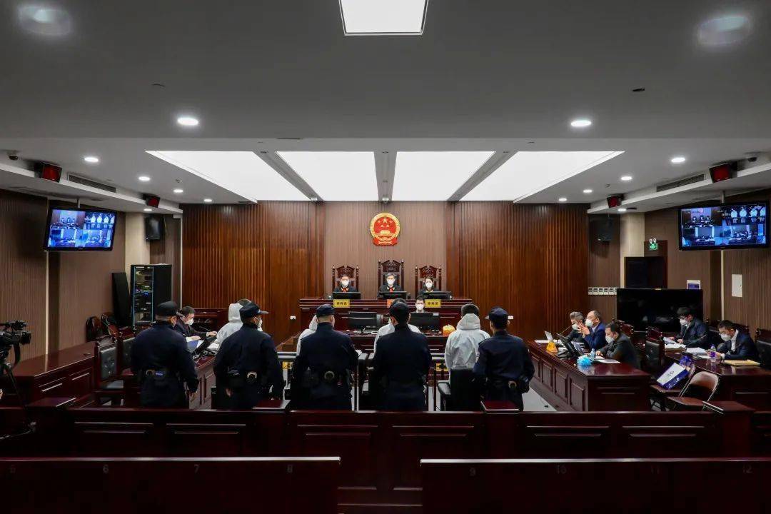 【头条】吴华，一审被判死缓、终身监禁！