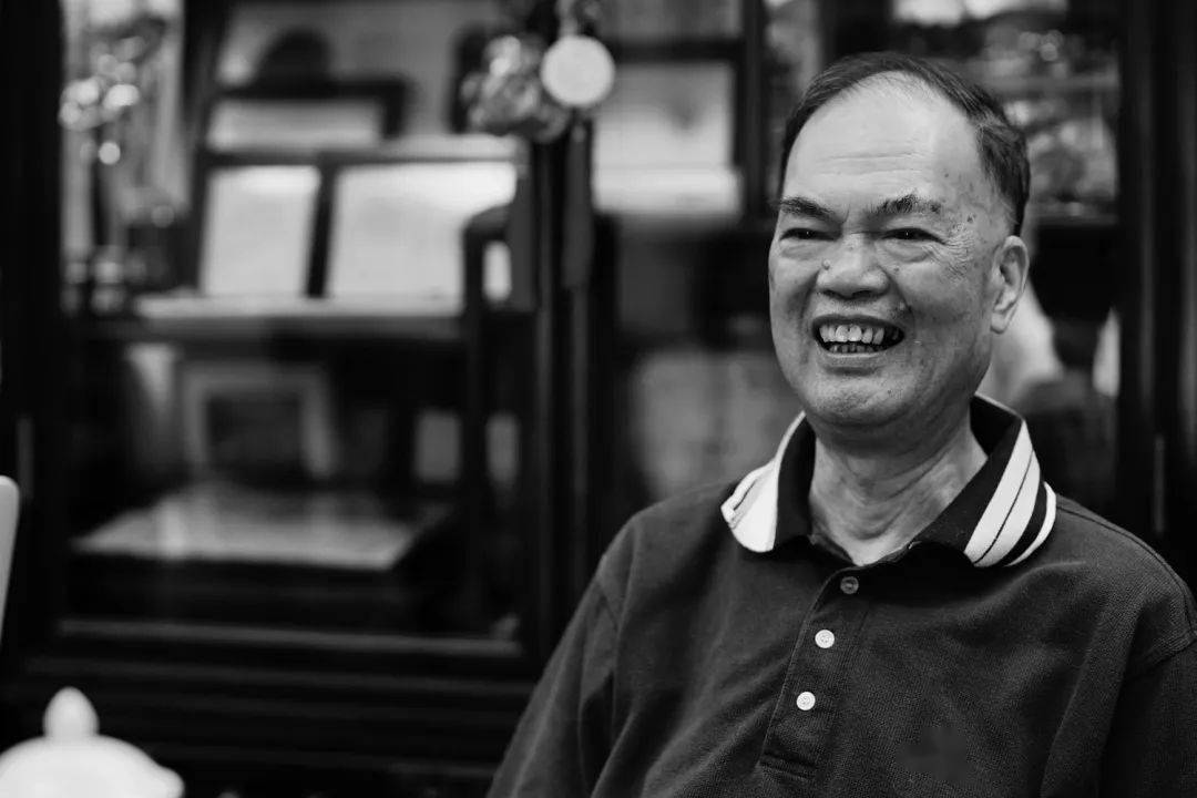 黄振华师傅是国宝级烹饪大师,广东粤菜泰斗,2000年曾获国家授予"中国