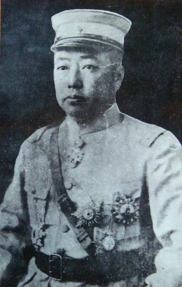 张学良晚年坦言:我从不信命,但在老虎厅杀杨宇霆后,我不得不信_张作霖