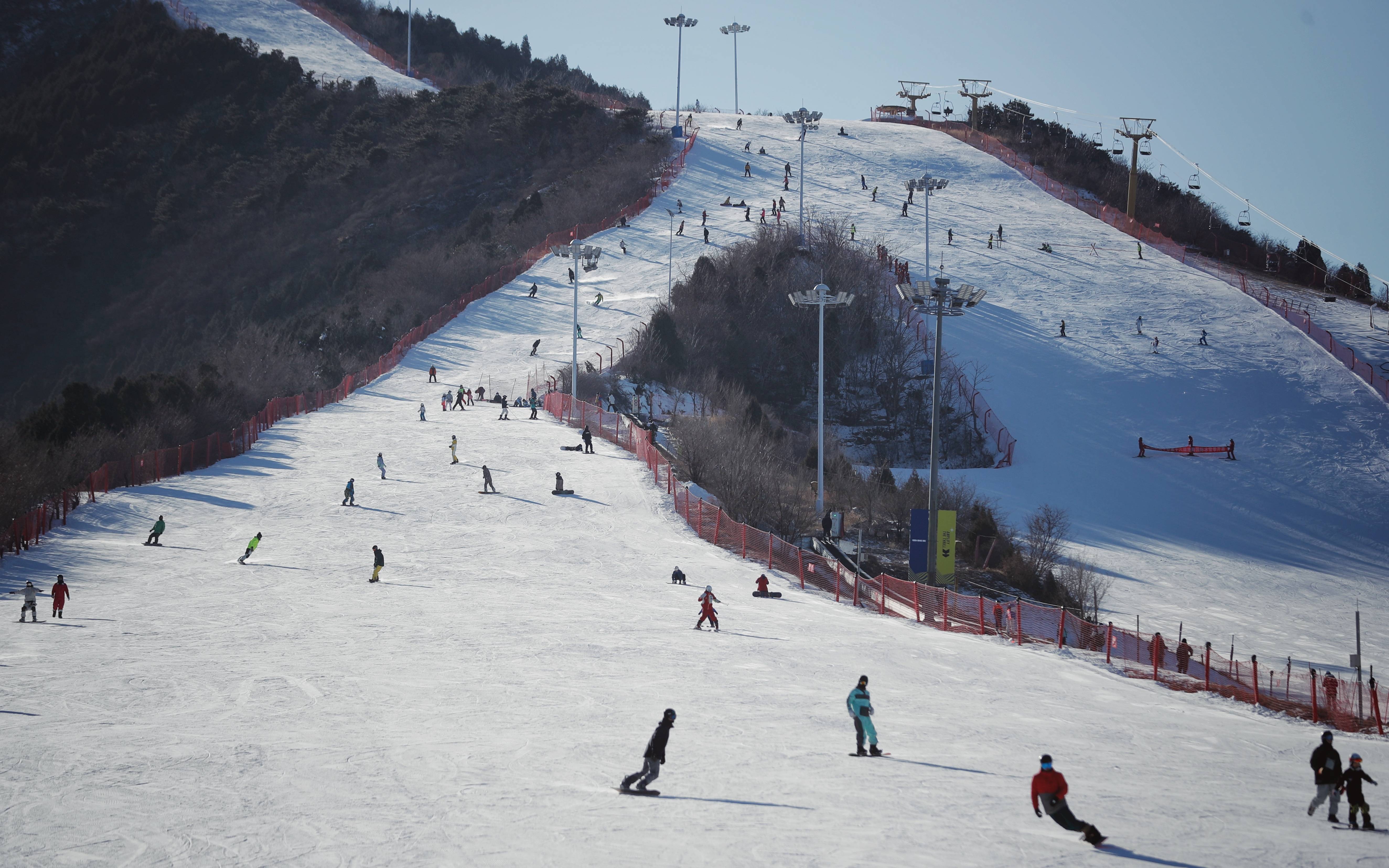 奥体滑雪场图片