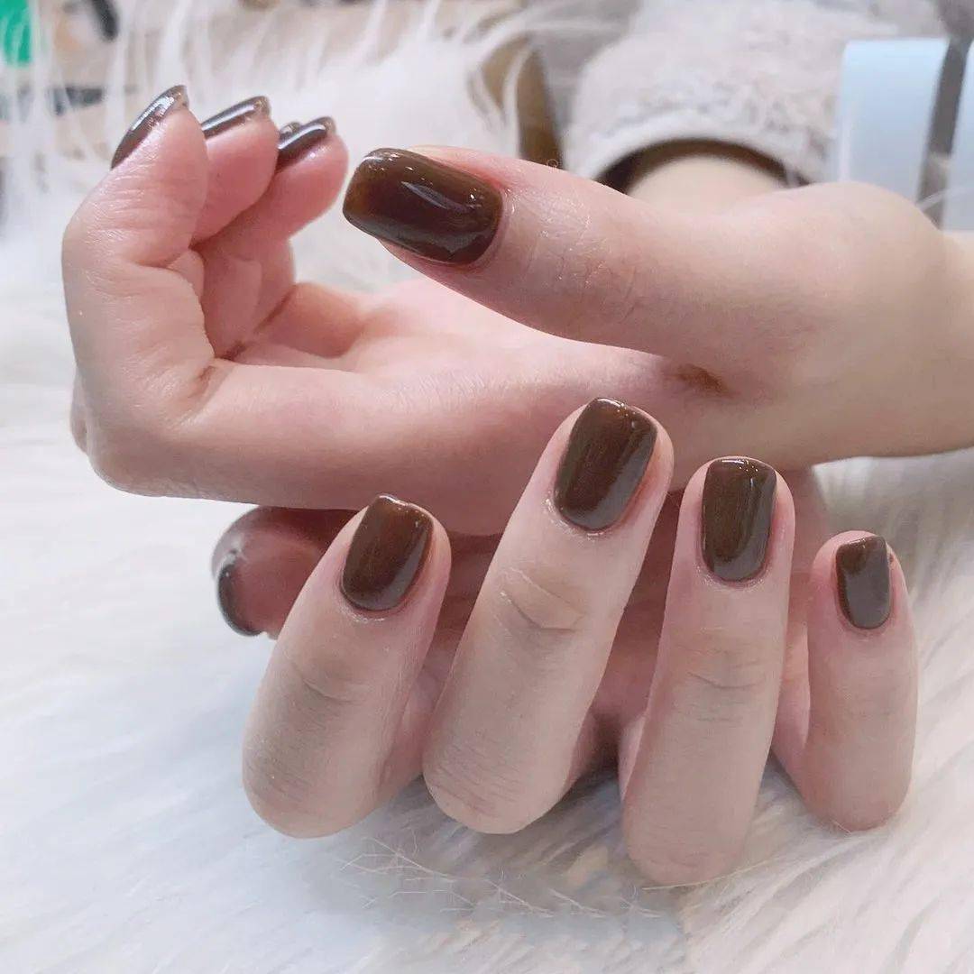 冬天巨显白的纯色美甲来了!_侵权_版权