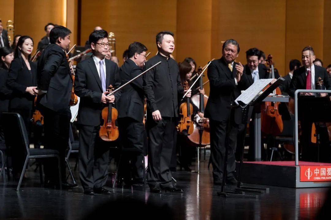 两天两场音乐会,中国爱乐乐团结束深圳之行