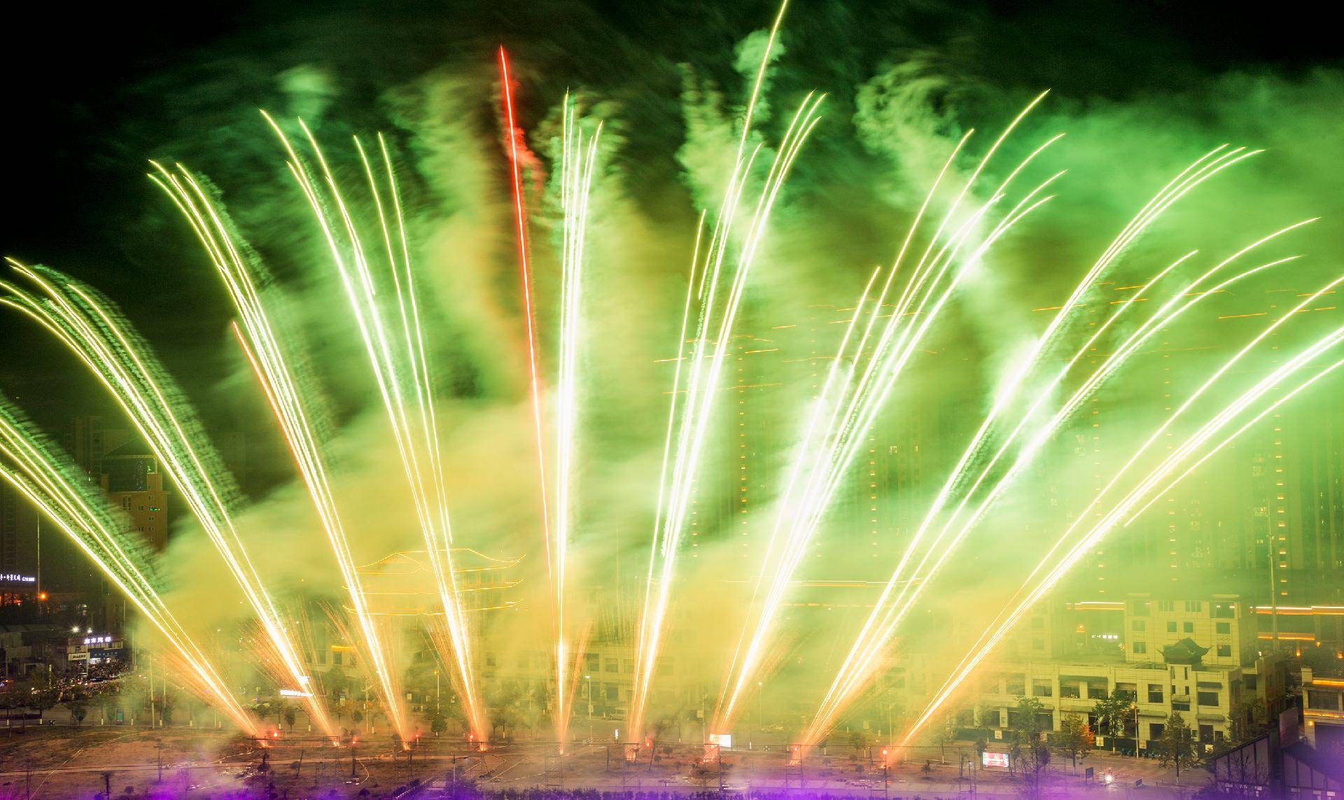 组图丨利川市2023年烟花秀之摄影师美图_在线_便民_信息