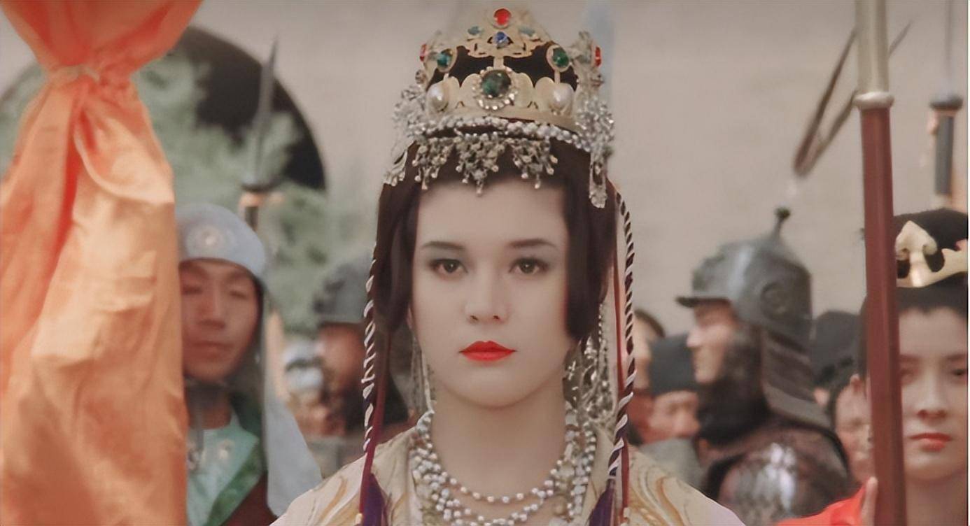 回鹘公主文史君说曹议金依靠联姻和隐忍,经过十几年时间,巩固了西北
