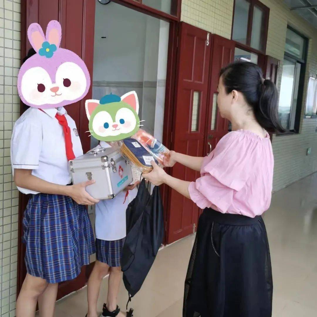 最后预祝中国少年先锋队文昌市第