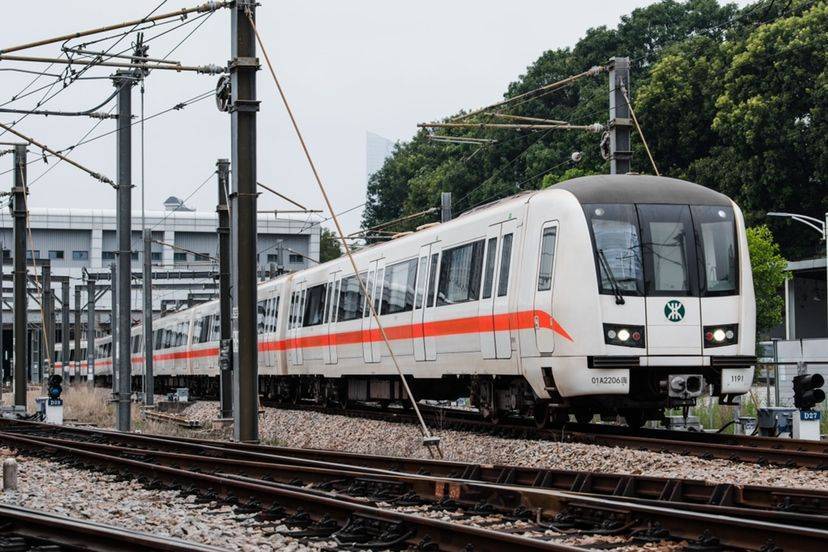 1月16日起深圳地铁开启春运模式,共17天延长夜间运营服务
