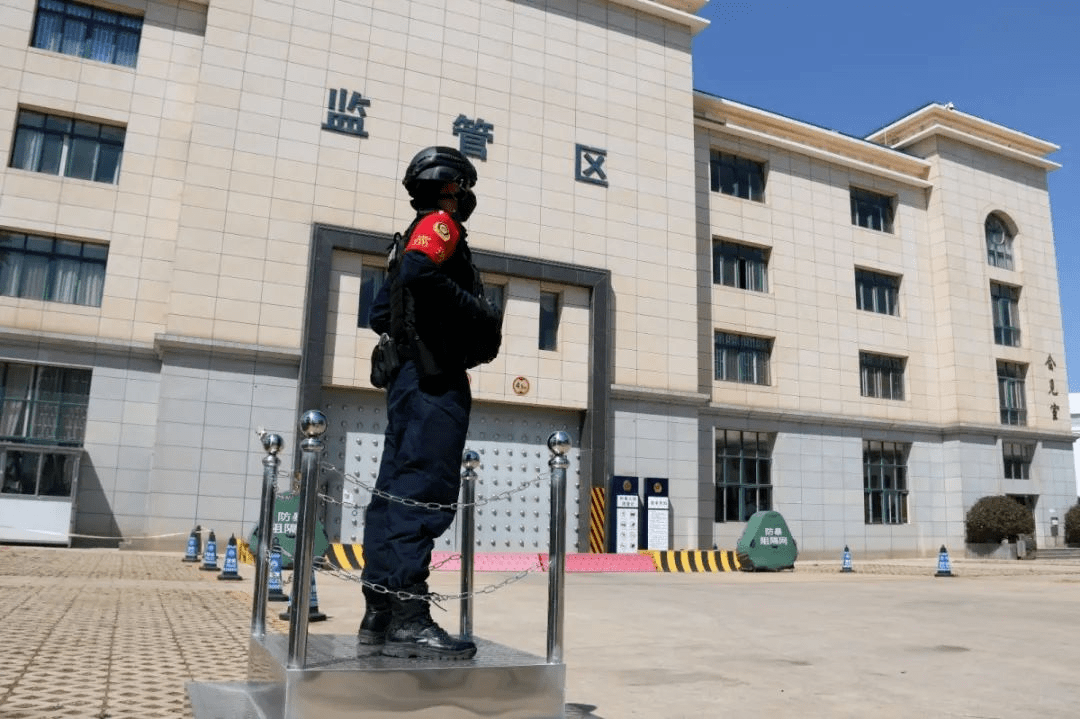 省官渡监狱连续25年实现"四无"目标_工作_教育_执法