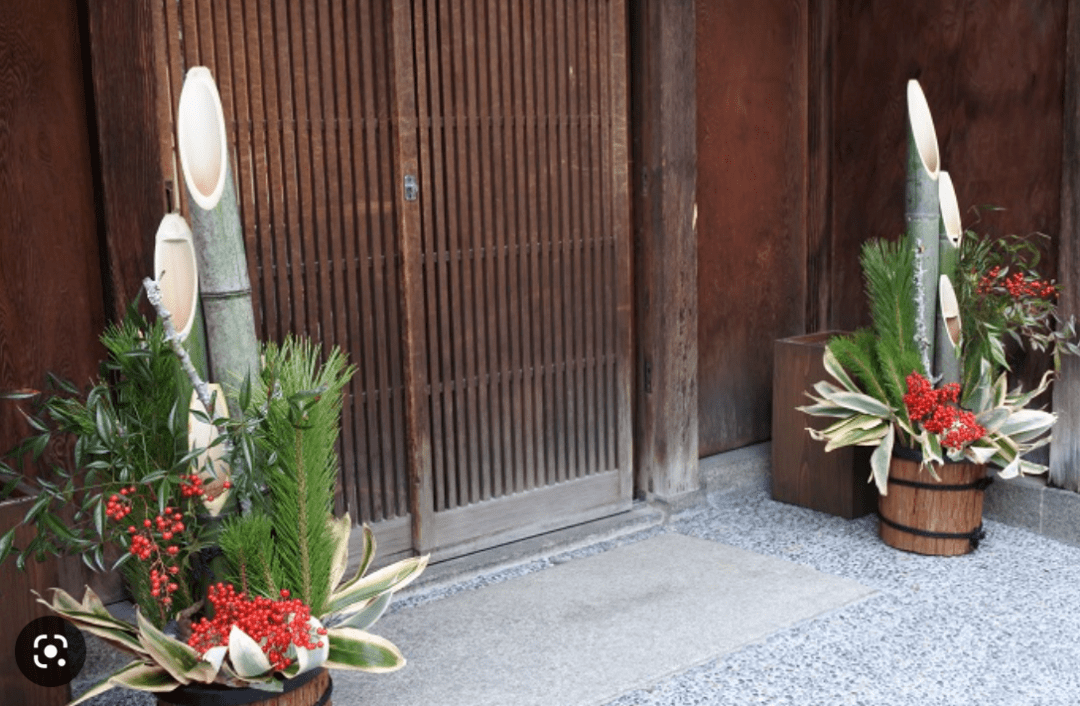 日本新年"迷信"之:门口摆门松_日语_神灵_装饰品