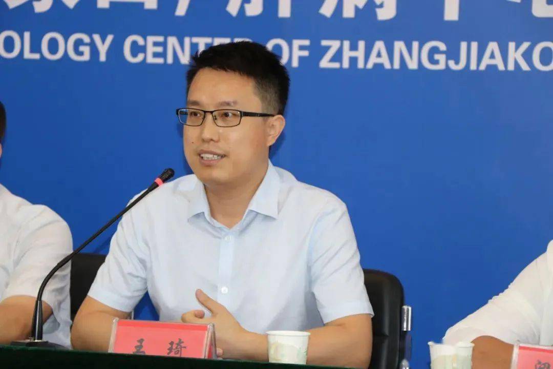 2021年9月,北京地坛医院肝病一科副主任王琦赶赴张家口市传染病医院