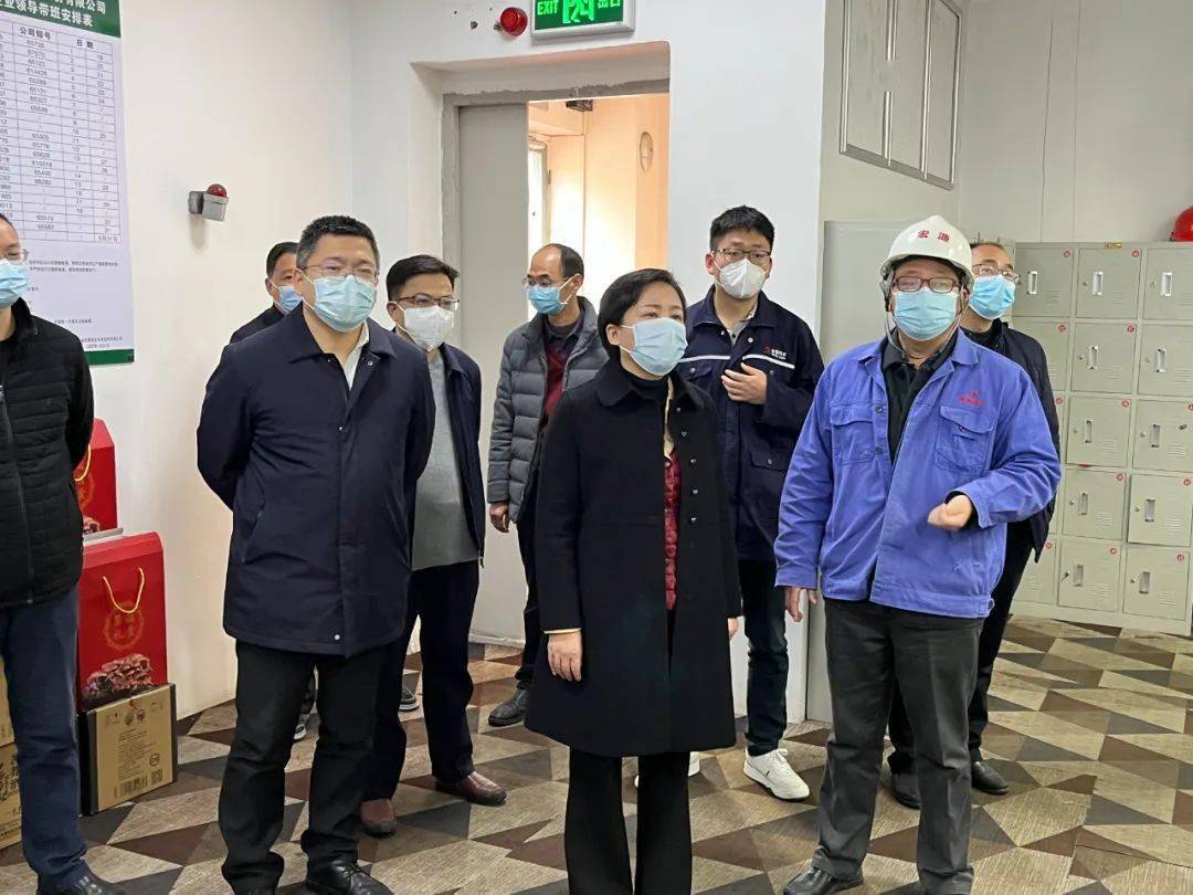 郝爱芳春节前走访慰问重点企业_罗田_生产_应急