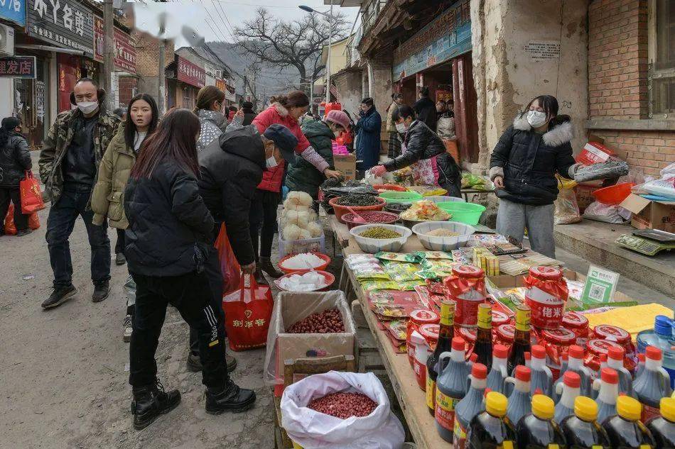 【摄影师看麦积】麦积区麦积镇街亭村年集_发展_艺术化_甘肃省