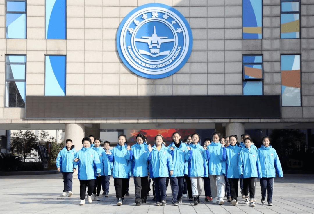 【文明校园巡礼】洪都中学:至微臻善育护桃李 墨欢笔舞抒写文明_活动