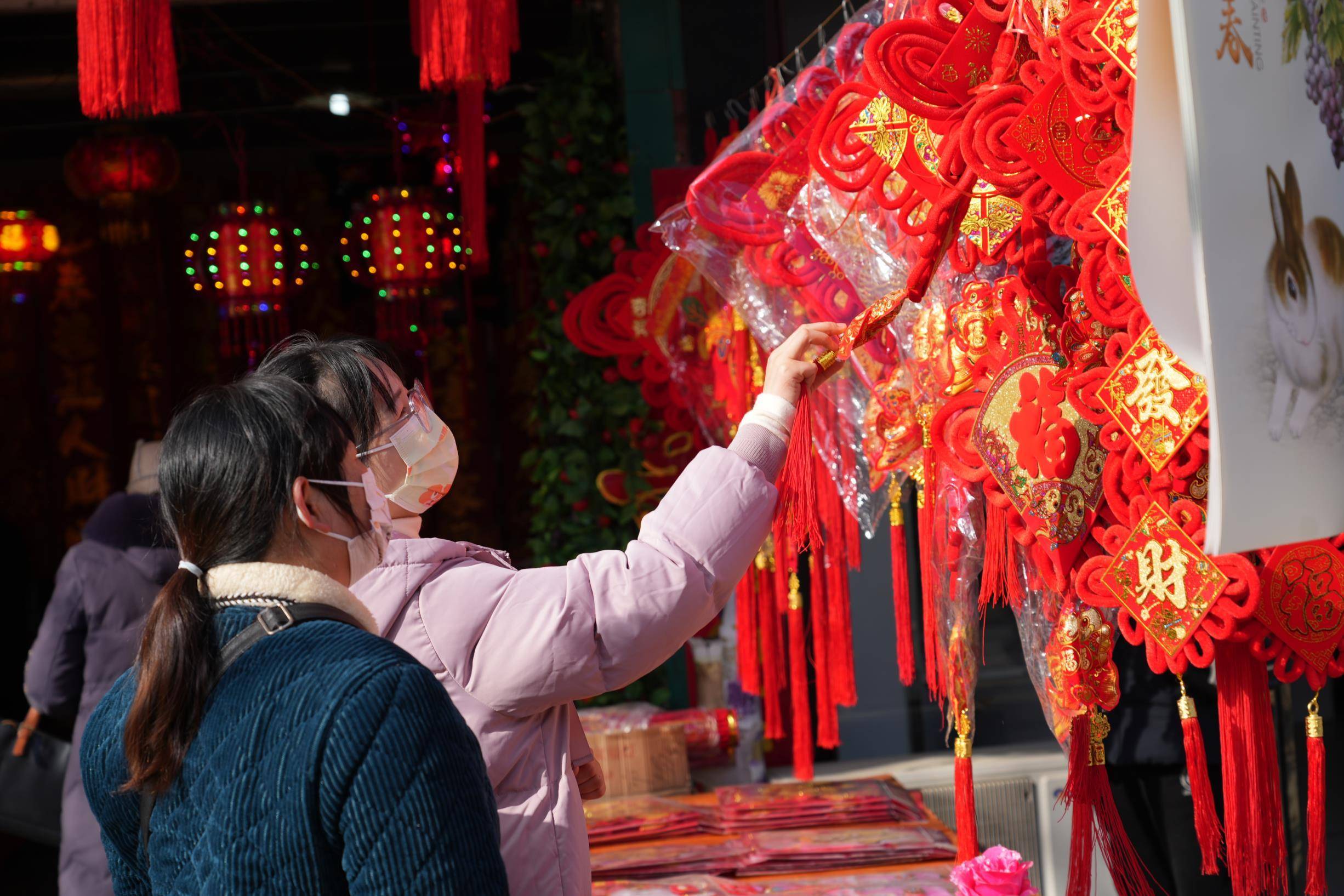 过大年赶大集图片