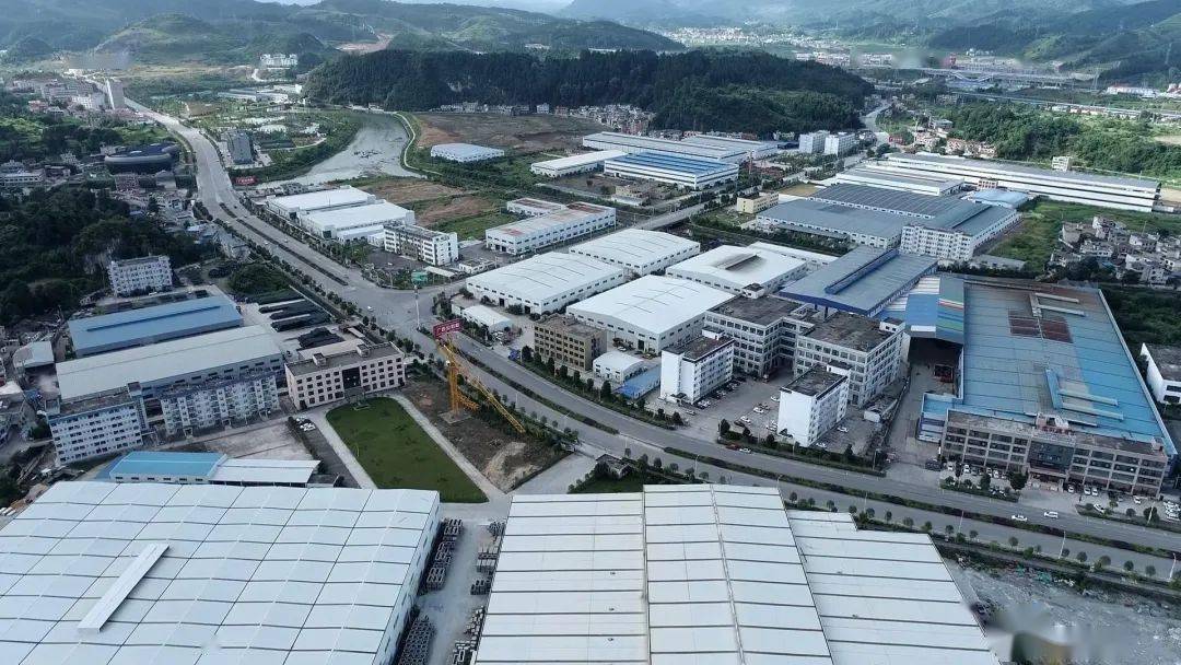 贵定昌明经济开发区 图源:贵定县融媒体中心龙里县企业的生产车间 潘