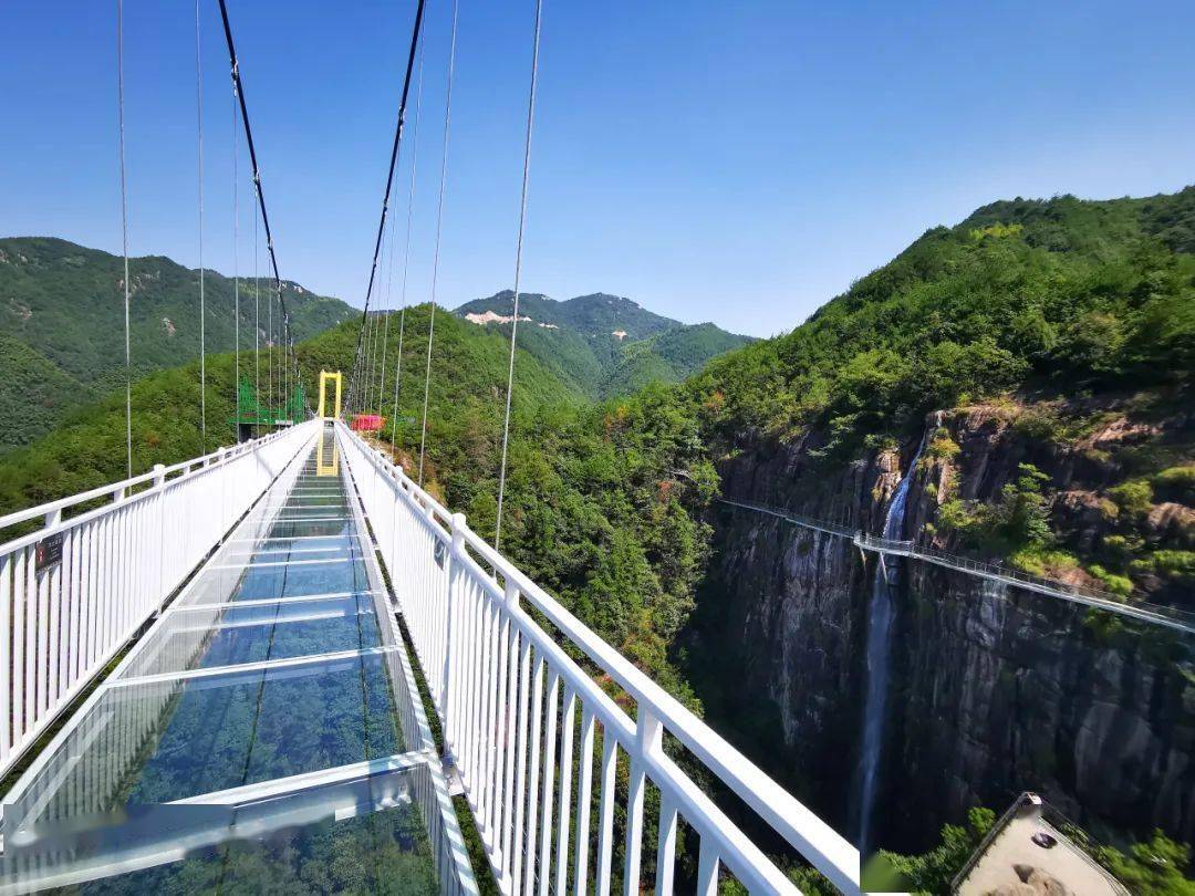 浙江台州龙穿峡景区图片