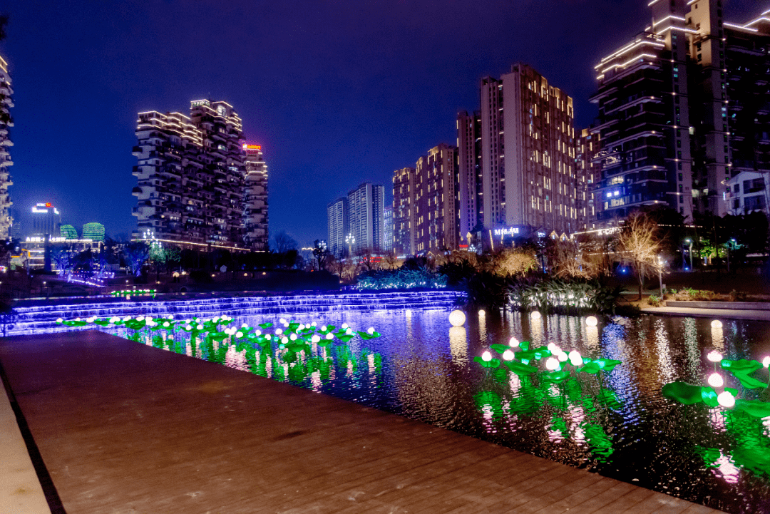 昨晚！马岭河夜间文化和旅游消费集聚区正式开园