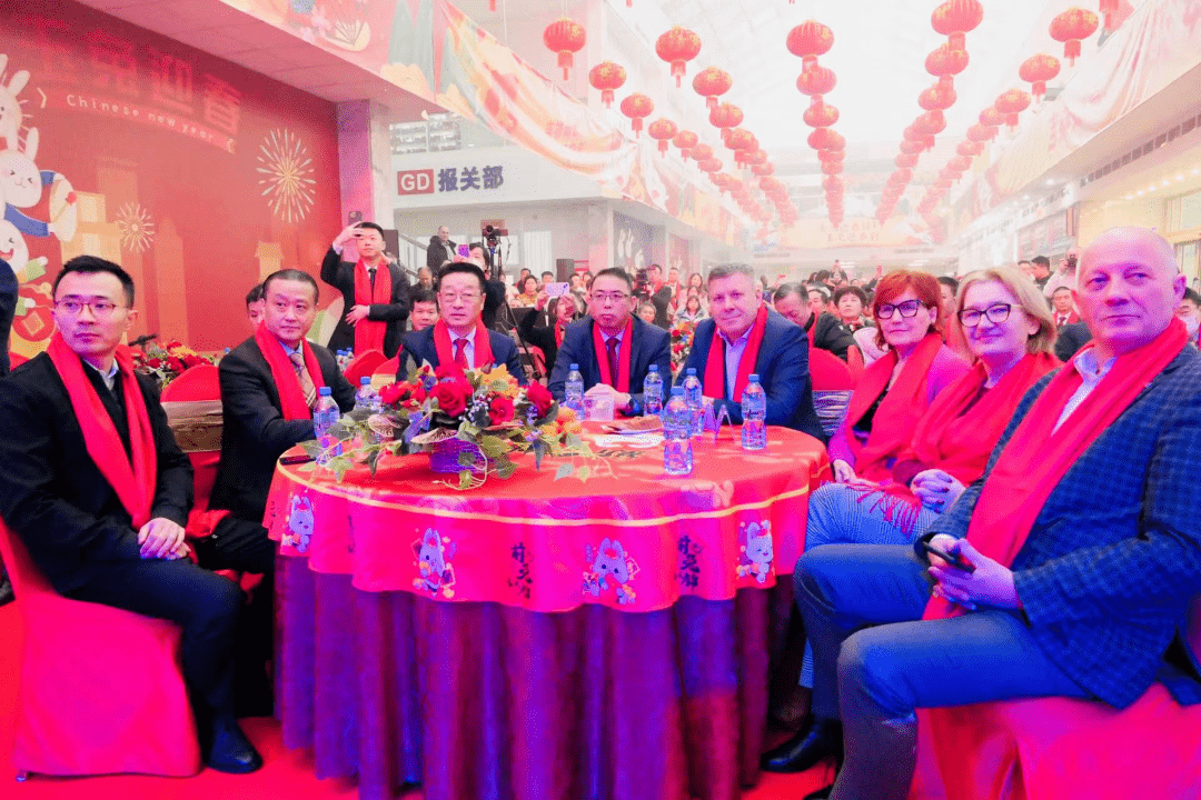波兰华人华侨举办2023春节联欢活动_中国_表演_中华民族