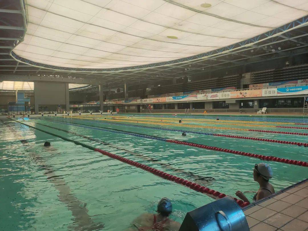 据悉,从年初一开始,扬州体育公园体育场,体育馆,游泳跳水馆均正常对外