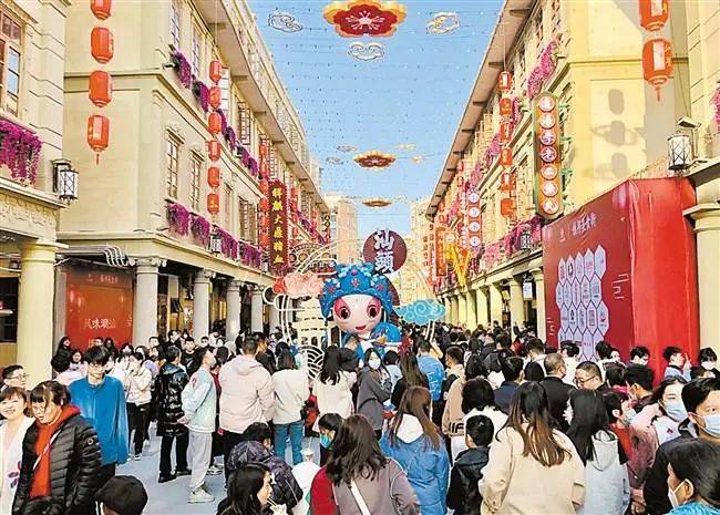 “逛吃逛吃”！春节前三天镇邦美食街人流量超六万人次_汕头_潮汕_旅游