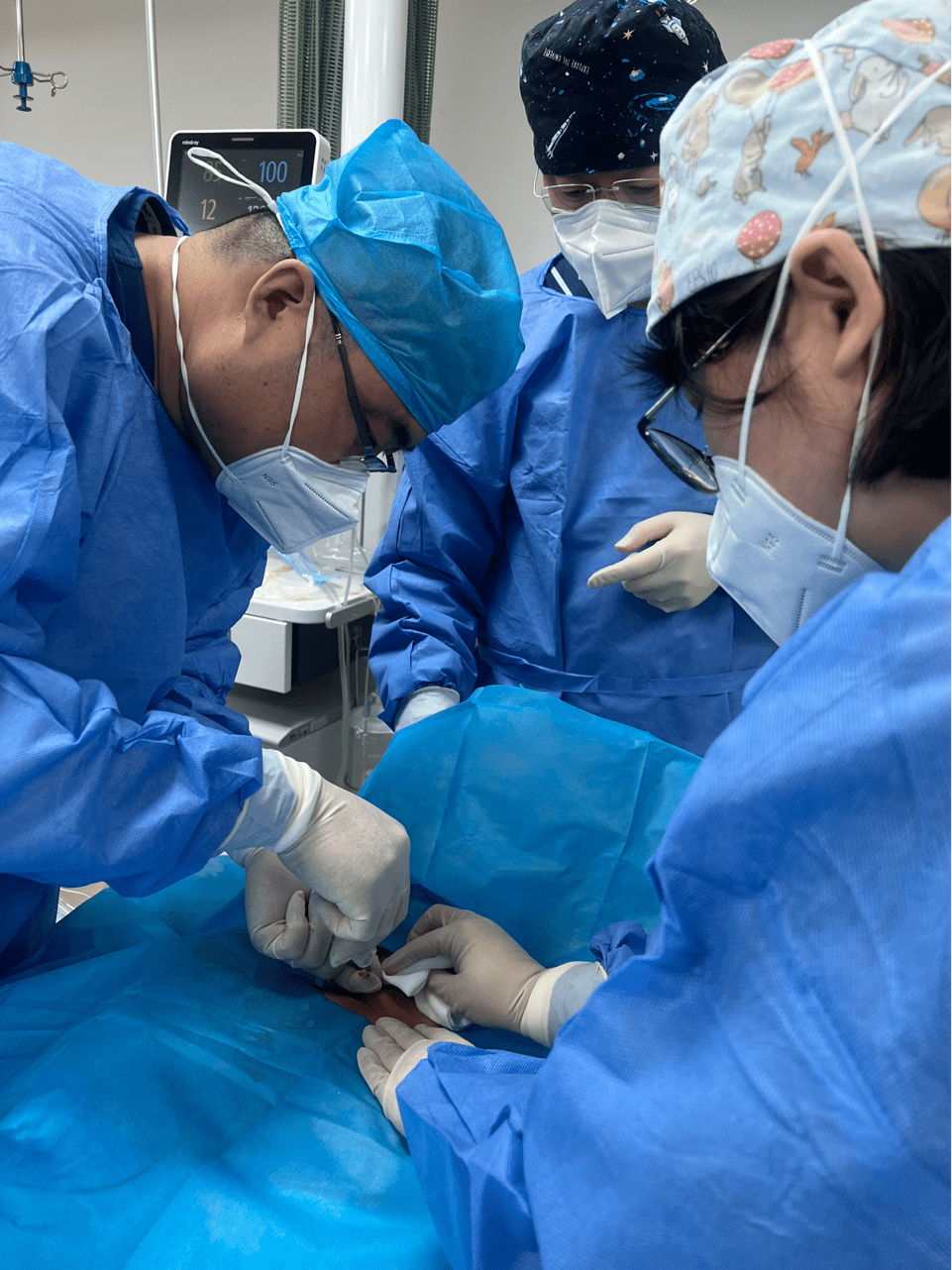 黑龙江省第二医院重症医学科成功开展微创经皮气管切开术_患者_手术