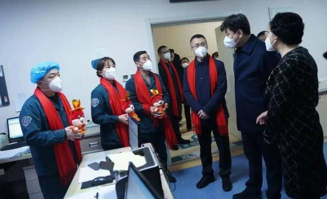 运城市副市长李哲一行慰问盈康生命旗下运城第一医院医护人员_医疗